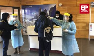 Autoridades establecen protocolo para trabajadores de salmoneras en Puerto Natales