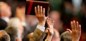 Fiscalía decide no formalizar a pastor que realizó culto en Hualpén: sólo quedó citado a declarar