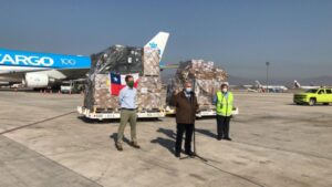 Llega a Chile un nuevo cargamento de ventiladores mecánicos