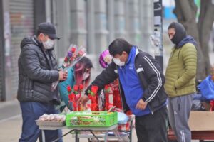 Ciudadanos respetaron normas sanitarias: baja cantidad de personas salió a celebrar el Día de la Madre