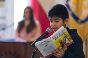 Invitan a niños de Magallanes a participar del concurso “El placer de oír Leer”