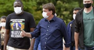 Brasil mantiene consejo de usar hidroxicloroquina en pacientes Covid-19 pese a decisión de la OMS