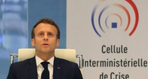 Macron pide que posible vacuna sea un bien público luego que empresa dijera que priorizará a EEUU