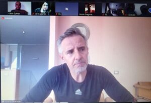 Horacio de la Peña compartió vía zoom con jugadores y técnicos del tenis de Magallanes