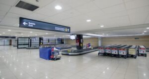 El tráfico aéreo de pasajeros en Chile se fue a pique en abril: cayó 94,5%
