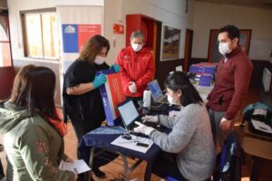Entregan notebooks a estudiantes de Williams
