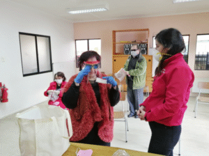 Entregan protecciones faciales a Agaci