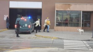 Trasladan a interno de la cárcel sospechoso con coronavirus