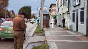 Hombre positivo a Covid-19 fue detenido en la vía pública
