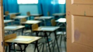 Informe de Contraloría revela pago de horas extraordinarias sin justificar en Seremi de Educación