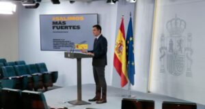 España se dispone a reabrir fronteras en medio de temor a 