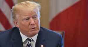 Trump no descarta reunirse con Maduro y no confía totalmente en Guaidó