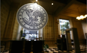 Banco Central ve menor volatilidad del dólar y reduce intervención del mercado cambiario