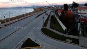 Las constantes molestias que generan entre los vecinos las “locas” carreras en la Avenida Costanera