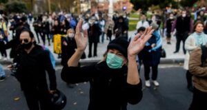 Argentina alcanza los 1.000 muertos mientras se eleva la curva de contagios de coronavirus