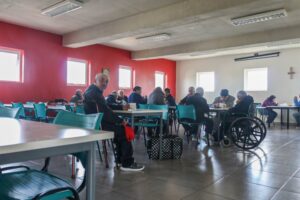 Armasur donó 24 millones a 400 acogidos del Hogar de Cristo