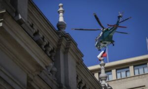 Aviso de bomba recibido en Williams activó protocolo en el Palacio de La Moneda