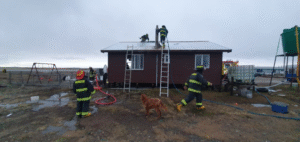 Obstrucción del caño de estufa provocó incendio en vivienda de Cerro Sombrero