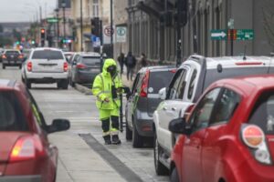 Municipio acusa que empresa que cobra estacionamientos no cumple con el contrato y discutirán nuevamente en el Concejo Municipal su continui