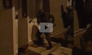 Imputado por microtráfico de marihuana acusó montaje policial tras allanamiento en su domicilio