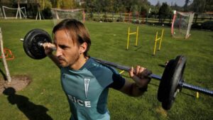 Si esperamos a que haya cero contagiados, no se podrá volver”