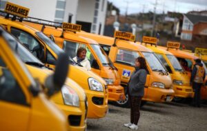 El drama de los transportistas escolares que han visto afectado su único medio de ingreso