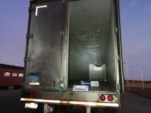 Incautan camión que salió con mil bultos desde Osorno y llegó vacío a Magallanes
