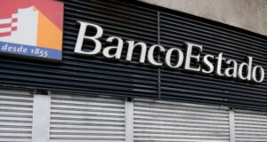 Primer problema para Sichel en BancoEstado: Sindicato rechaza cambios en horario de atención