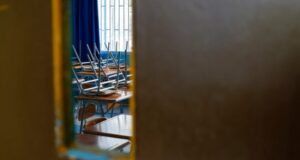 Consulta AChM: 7 de cada 10 apoderados no enviaría a sus hijos a clases en caso de retorno este año