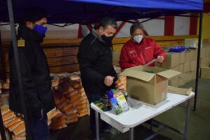 Comienzan la entrega de 400 canastas en la Provincia Antártica