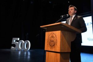 “Al menos desde la municipalidad, no vamos a invertir dinero en la conmemoración de los 500 años”