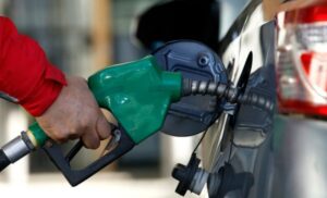 INE reporta nuevo registro negativo del IPC en junio: Bajaron la gasolina, el pan y los limones
