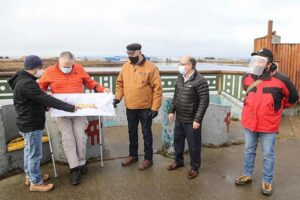 Presidente del CORE, concejal y agrupación ecológica expresan malestar por construcción de vía elevada