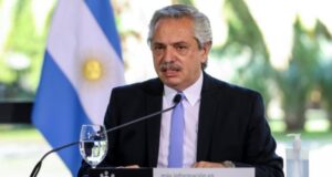 Argentina presenta su última oferta y extiende al 4 de agosto plazo para canje de deuda