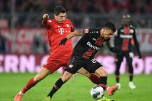 El príncipe quiere corona: Leverkusen de Aránguiz y Bayern definen al campeón de la Copa Alemana