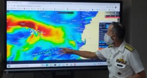 Ecuador pedirá ayuda a Chile y otros países para alejar a flota pesquera china de Las Galápagos