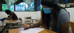 Alcaldes de Rapa Nui y Juan Fernández califican de un éxito el retorno a clases