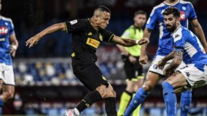 Inter contra Napoli: Alexis sería titular en un partidazo para seguir brillando en la Serie A