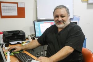 Médico narra su experiencia con el Covid-19 y recomienda testeos masivos a personal de salud
