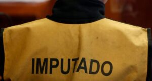 Hombre que había sido enviado a la cárcel por abusar de su hija se mantiene prófugo de la justicia