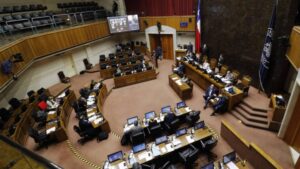 Votos en vilo de oposición se despejan: senadores del bloque votarán a favor de retiro del 10% AFP