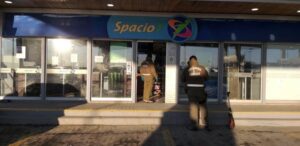 Encarcelan a conductor ebrio y sin licencia que causó colisión triple momentos después de participar en asalto a Petrobras