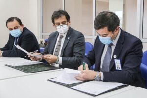 UMAG firmó convenio con Hospital Clínico para realizar donaciones de plasmas