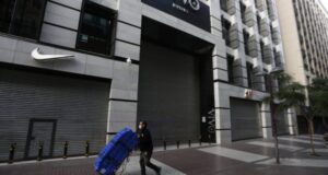 La actividad económica sufre impactos sin precedentes por segundo mes: cayó 15,3% en mayo
