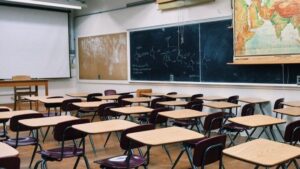 Directores de colegios destacan cancelación de Simce, pero ven con incertidumbre nueva prueba de ingreso universitario