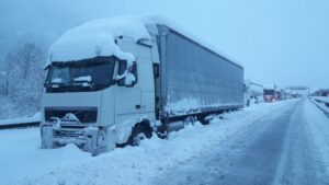 Transporte de carga demorará un día y medio más en llegar a Magallanes