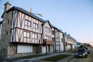 Hoteles de Punta Arenas empiezan a abrir sus puertas
