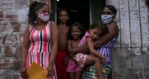 Covid-19 deja sombrío balance en EEUU y Brasil, los dos países más afectados por la pandemia