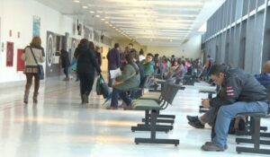 Encuesta Amuch: 82,6% de directores de salud afirma no tener los recursos necesarios para realizar trazabilidad