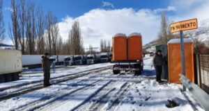 Ocho días cumplió cerrado paso Pino Hachado por caída de nieve: se complica abastecimiento